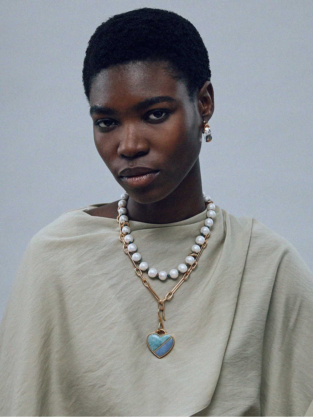 Lizzie Fortunato Pearl Necklace with Gold Accents and Teal Bead Details - Picture 2 of 5